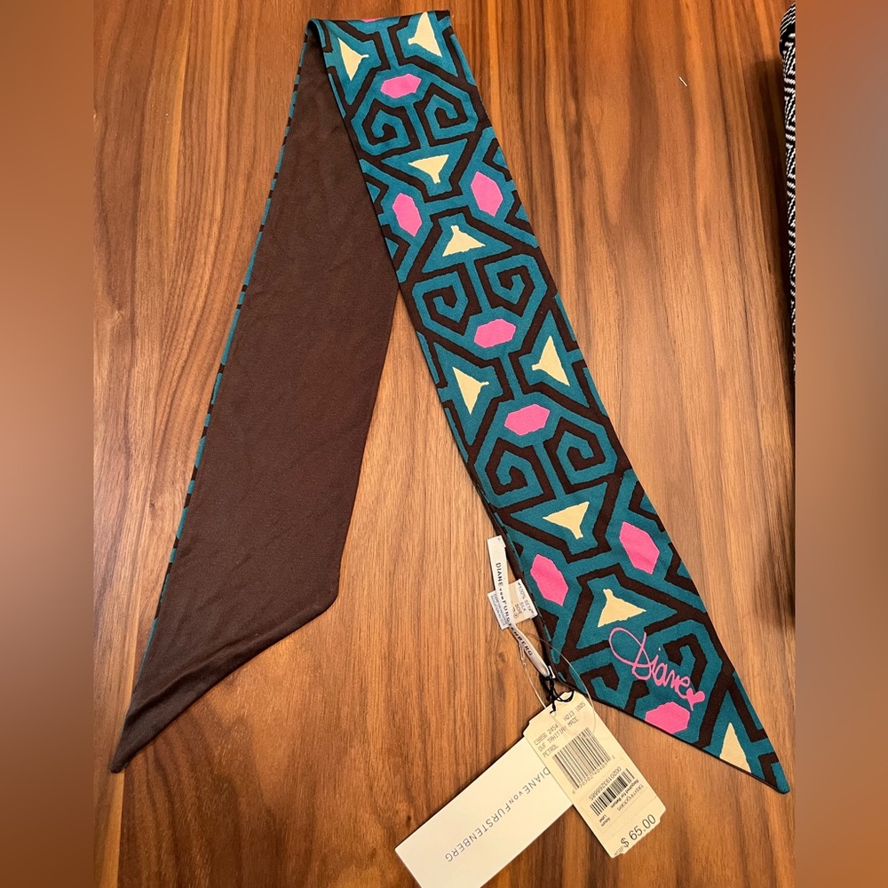 Y2K Diane Von Furstenburg scarf NWT